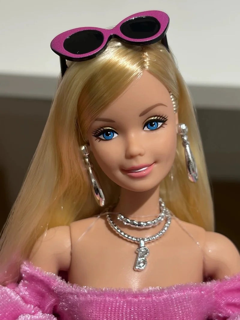 Barbie Superstar Deluxe Fashion Puppe – Schwarz & Pink, ca. 30 cm