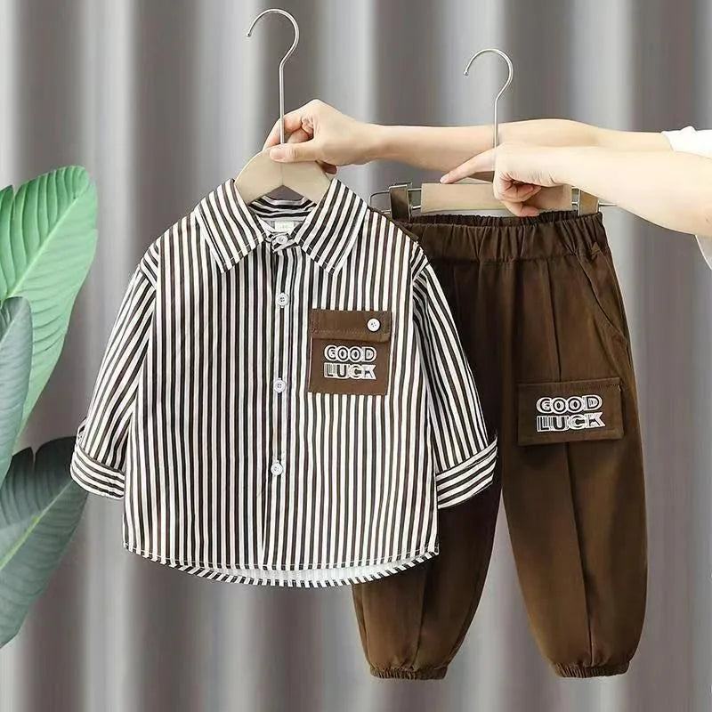 Jungen Set Frühling & Herbst – Gestreiftes Hemd & Hose, 2-teilig (2–8 Jahre)