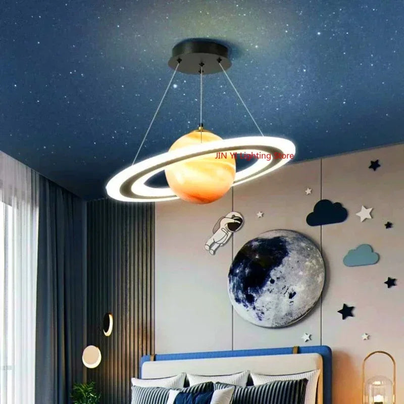 Planet LED Pendelleuchte – Moderne Kinderzimmer-Lampe im Weltraum-Design