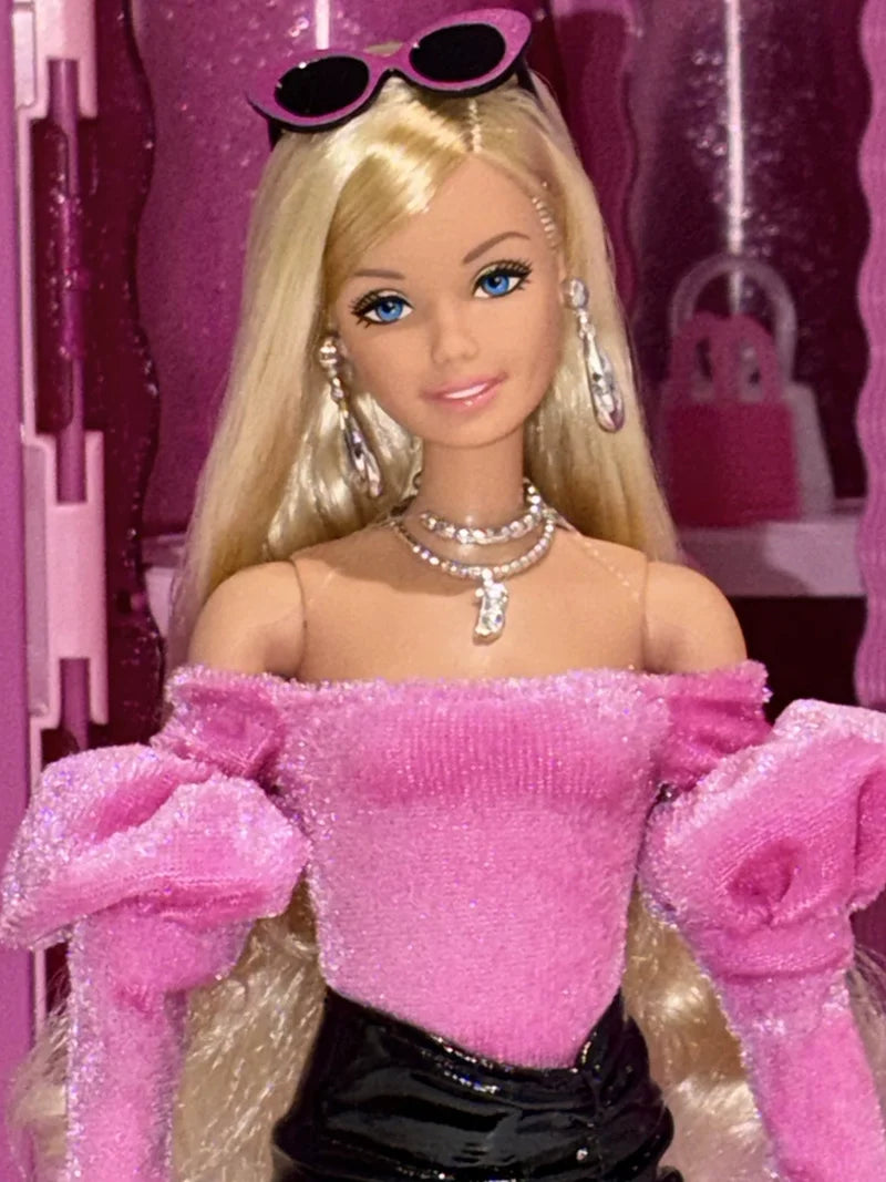 Barbie Superstar Deluxe Fashion Puppe – Schwarz & Pink, ca. 30 cm