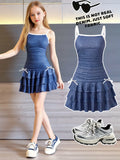 Mädchen Trägerkleid in Jeans-Optik – mit weißem Besatz & Schleifendetail